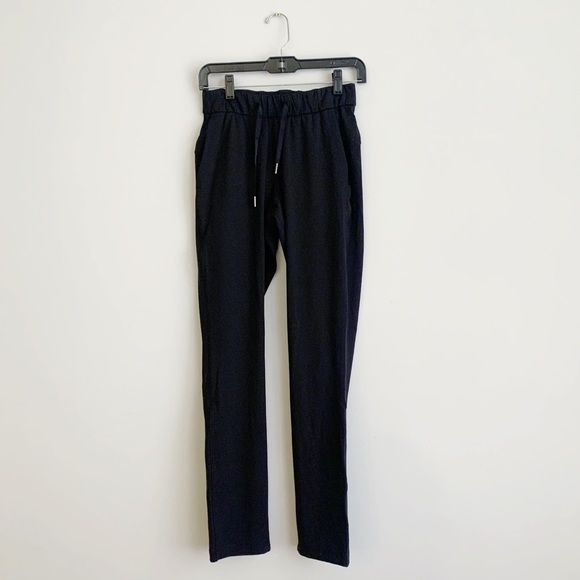 Lululemon On The Fly Black Jogger Athletic Pants - Picture 4 of 14